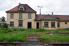 min 1067 5.jpg min 1067 5.jpg